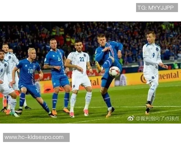 冰岛足球传奇球星的崛起与挑战：从北极寒地到世界赛场的奋斗历程