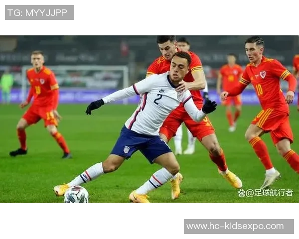 球星私下加练展现坚持精神诠释足球背后不为人知的努力 球星私下加练展现坚持精神诠释足球背后不为人知的努力